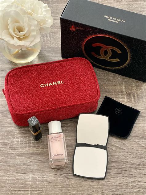 chanel julekalender|chanel gift sets.